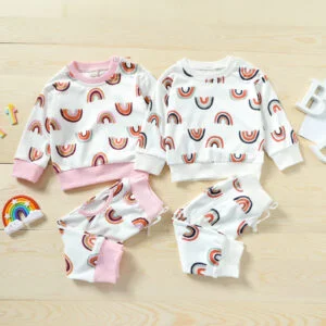 Conjunto de buzo arcoiris de algodón para bebés