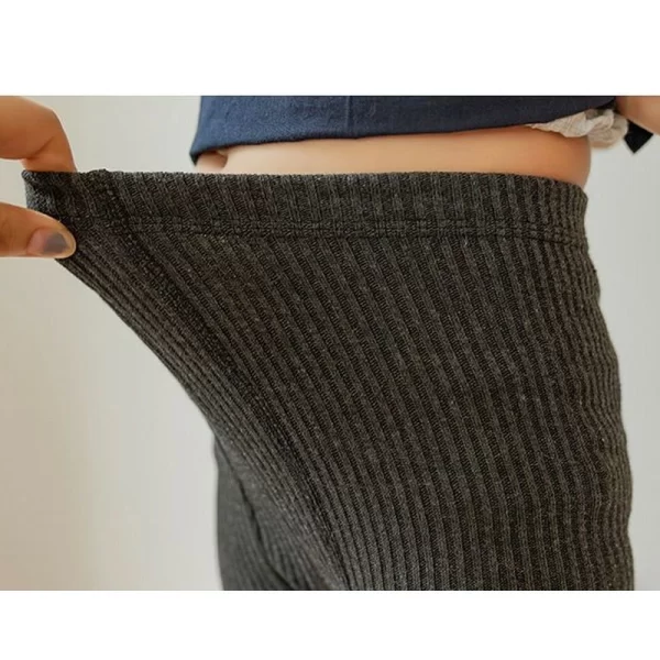 Pantys tejidas sin pie con volados y lazo