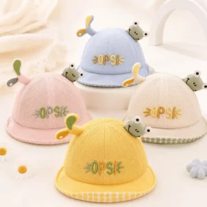 Sombrero con diseño de ranita