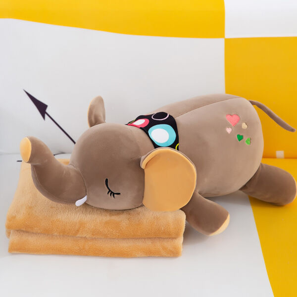 Cojín, peluche elefante con manta
