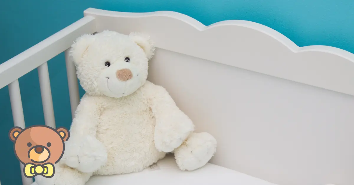 ¿Qué debe tener la cuna de un bebé?