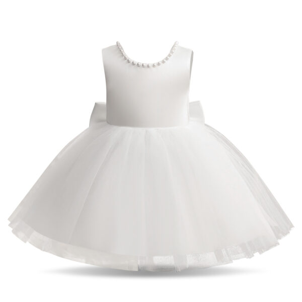 Vestido de fiesta con lazo y perlas