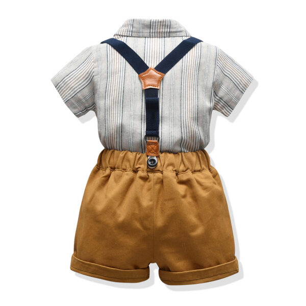 Conjunto de vestir con tirantes y lazo