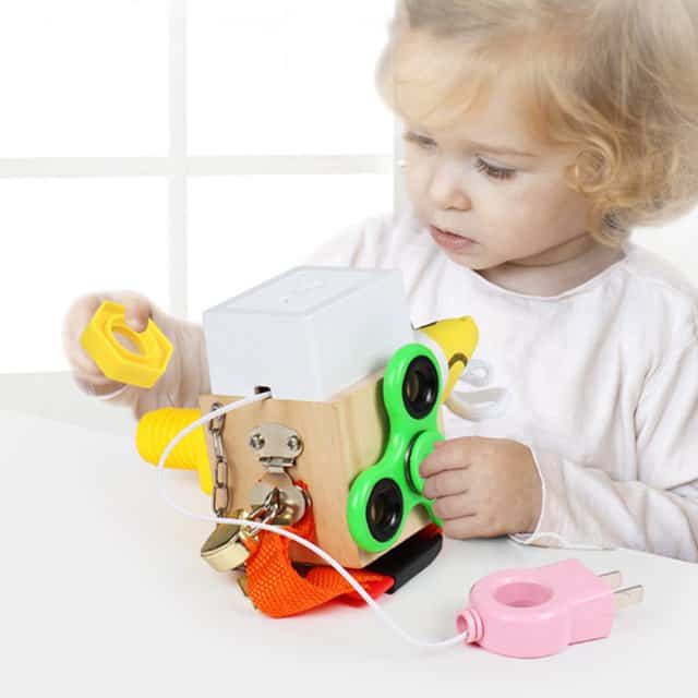 Cubo didáctico montessori