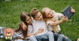 El impacto de las redes sociales en la elección de ropa infantil: Qué buscan los papás hoy