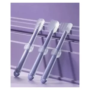 Set de tres cepillos dentales de silicona